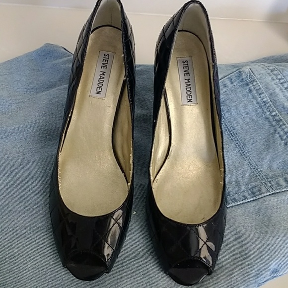 Shoes - Picture 5 of 5